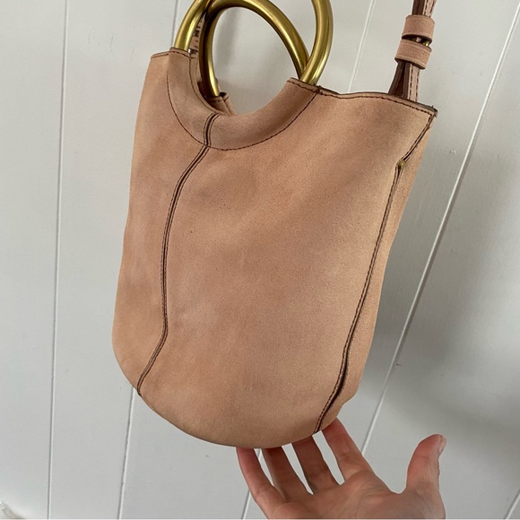 J Crew Blush Pink Suede Bracelet Bucket Crossbody Gold Italian Leather Frankie - Picture 11 of 16